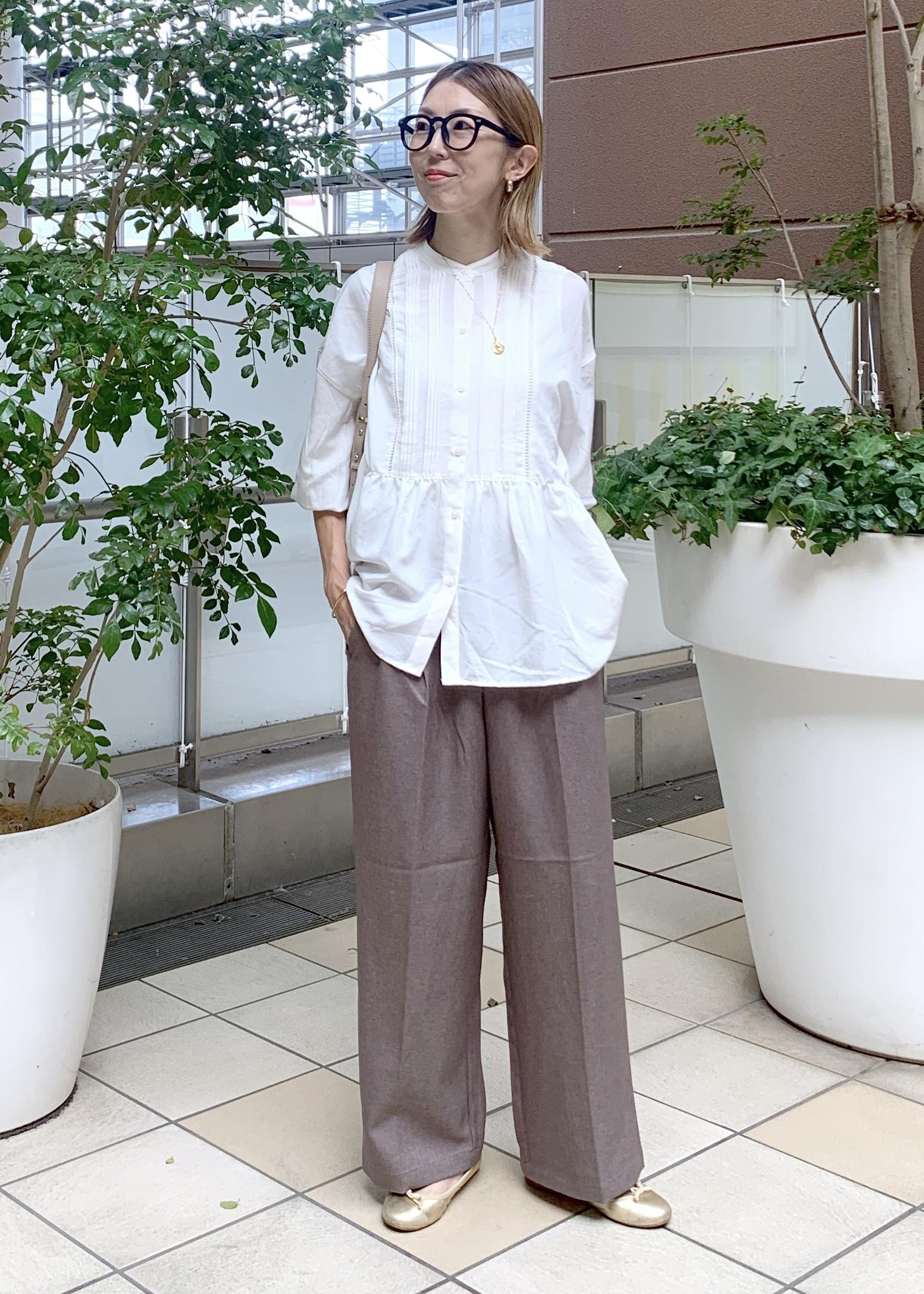 ROPE' PICNICの【UVケア・防シワ】羽織れるピンタックデザインペプラムシャツを使ったコーディネートを紹介します。｜Rakuten Fashion(楽天ファッション／旧楽天ブランドアベニュー)6280148