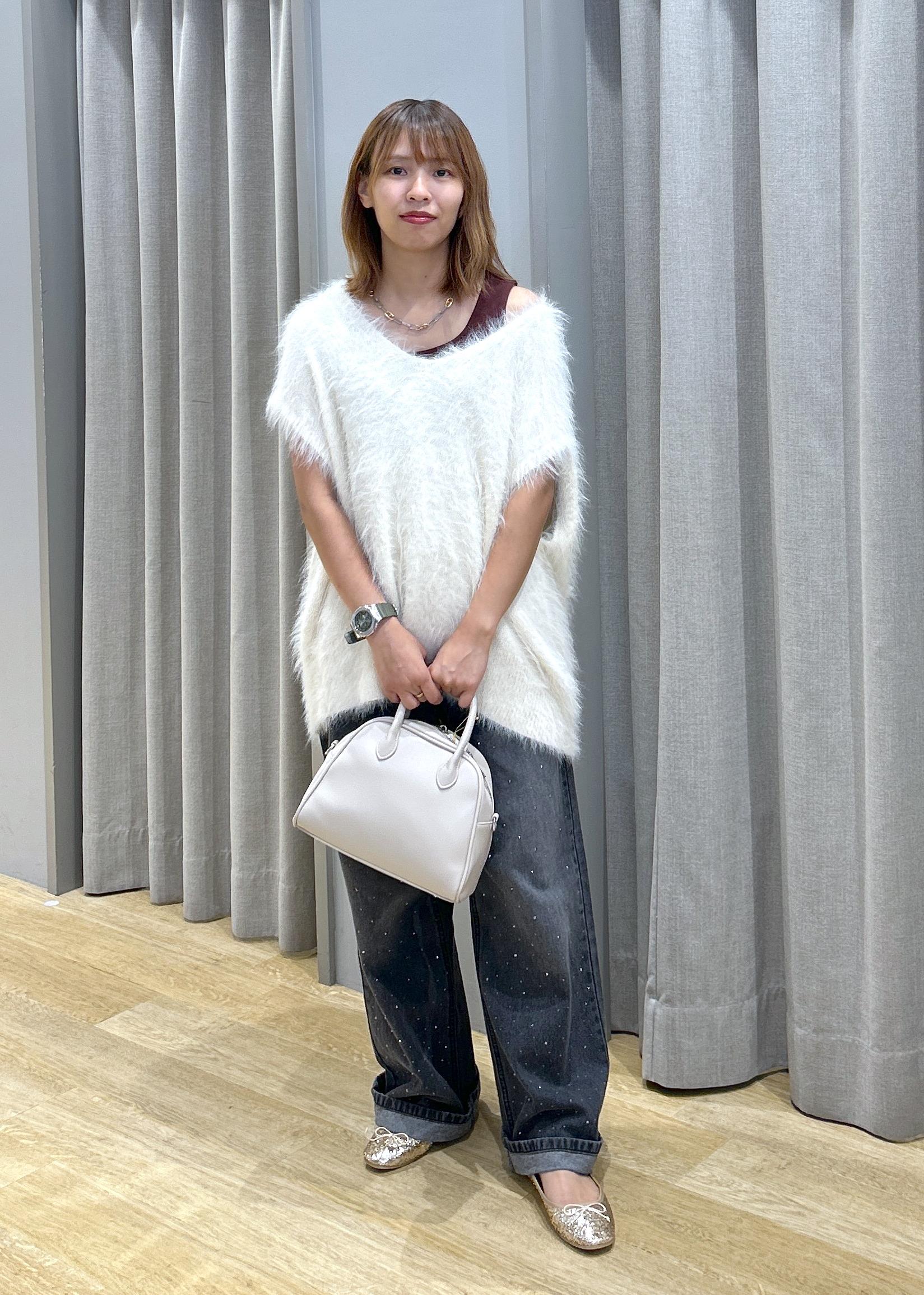 ROPE' PICNICのシャギーニットベストを使ったコーディネートを紹介します。｜Rakuten Fashion(楽天ファッション／旧楽天ブランドアベニュー)6280157