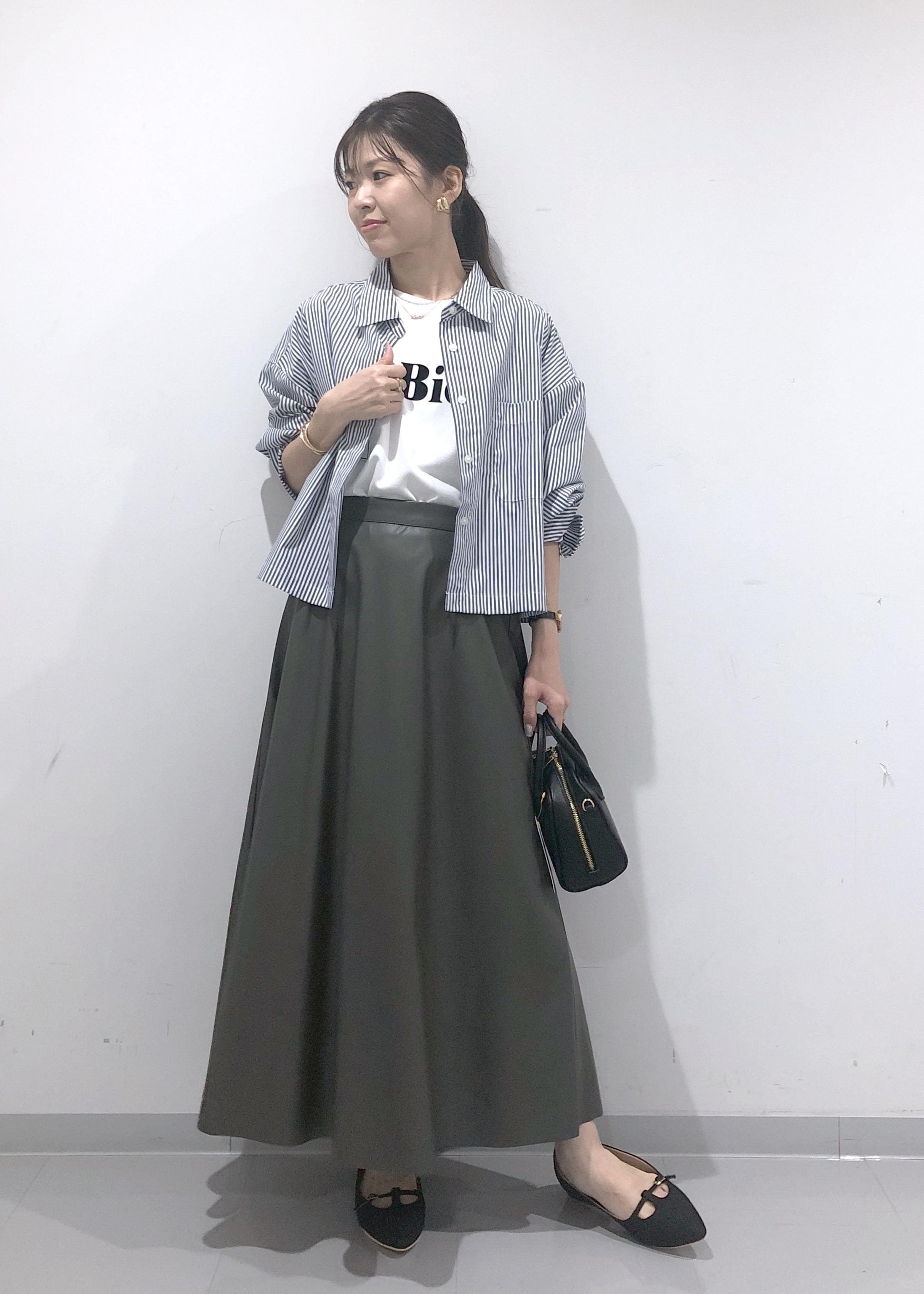 ROPE' PICNICのベーシッククロップドシャツ/イージーケアを使ったコーディネートを紹介します。｜Rakuten Fashion(楽天ファッション／旧楽天ブランドアベニュー)6280182