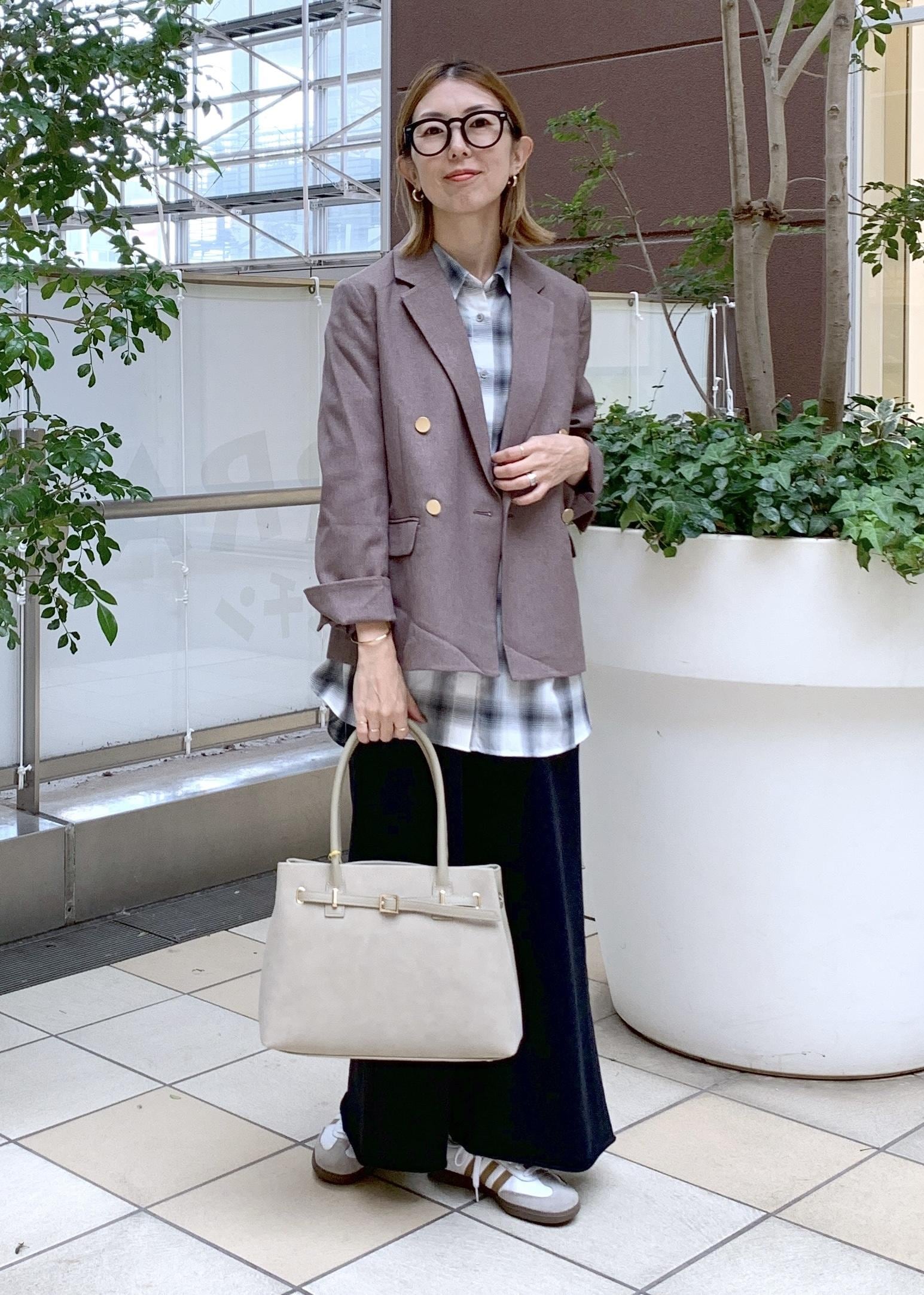 ROPE' PICNICの【低身長・小柄さんサイズ】レディハンサムシリーズ ウールライク金ボタンジャケット(半裏地)を使ったコーディネートを紹介します。｜Rakuten Fashion(楽天ファッション／旧楽天ブランドアベニュー)6280196