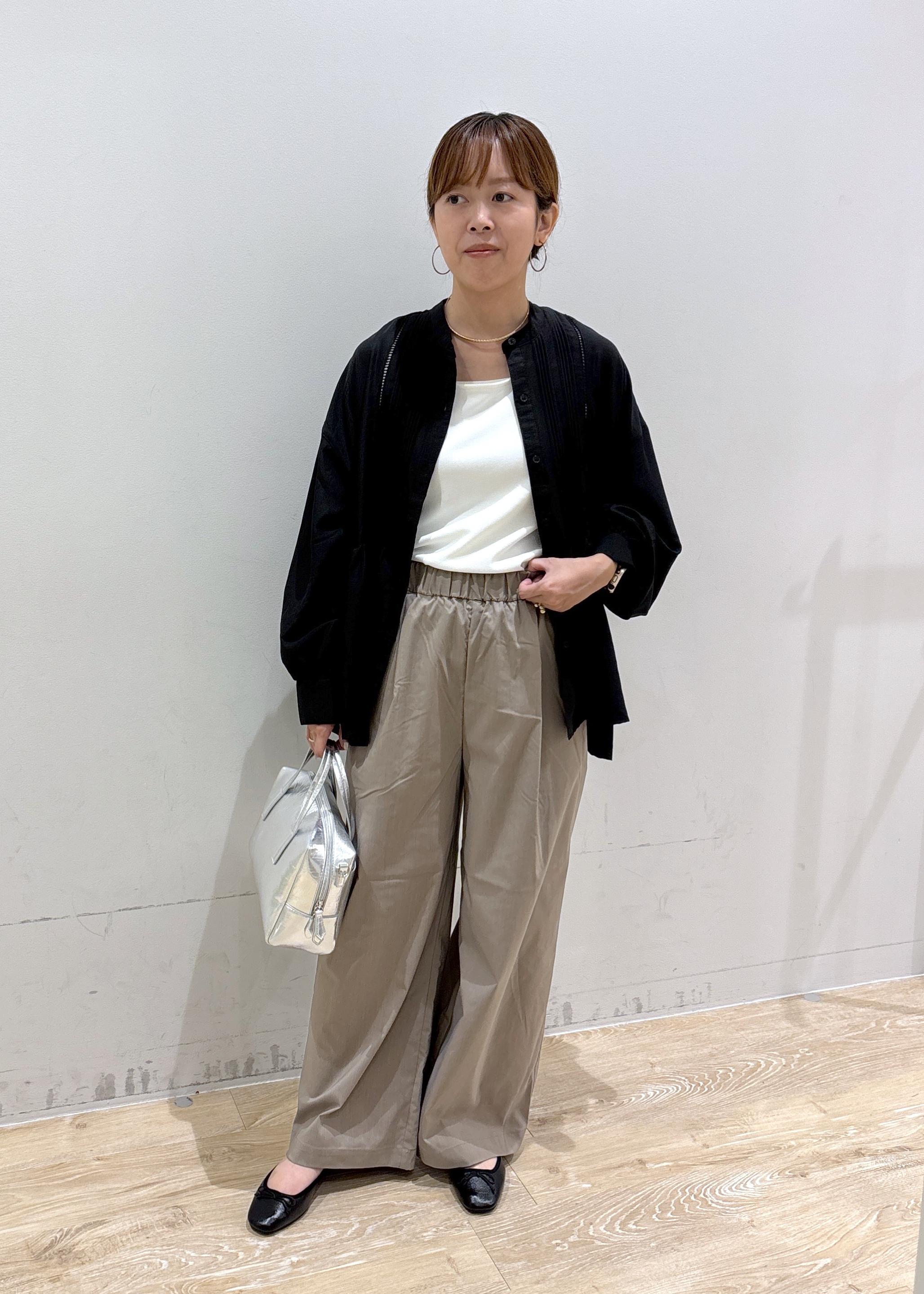 ROPE' PICNICの【UVケア・防シワ】羽織れるピンタックデザインペプラムシャツを使ったコーディネートを紹介します。｜Rakuten Fashion(楽天ファッション／旧楽天ブランドアベニュー)6280198