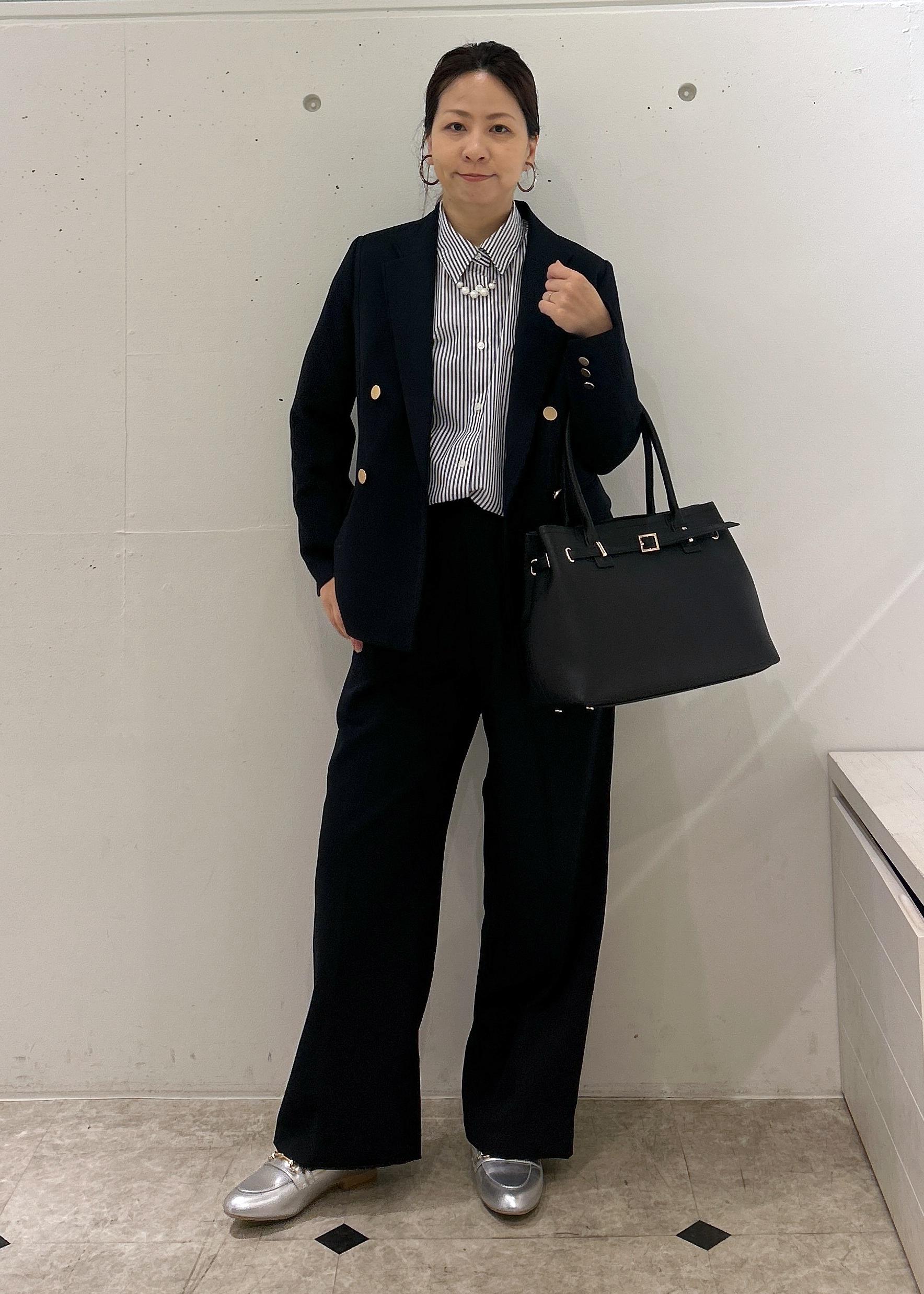 ROPE' PICNICの【低身長・小柄さんサイズ】レディハンサムシリーズ ウールライク金ボタンジャケット(半裏地)を使ったコーディネートを紹介します。｜Rakuten Fashion(楽天ファッション／旧楽天ブランドアベニュー)6280284