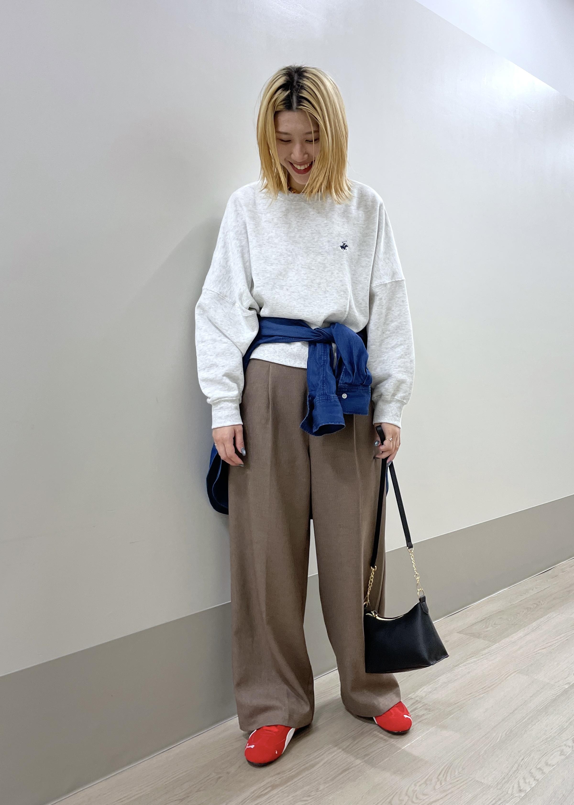 ROPE' PICNICのレディハンサムシリーズ ウールライクウエストタックセミワイドパンツ/セットアップ対応を使ったコーディネートを紹介します。｜Rakuten Fashion(楽天ファッション／旧楽天ブランドアベニュー)6280111