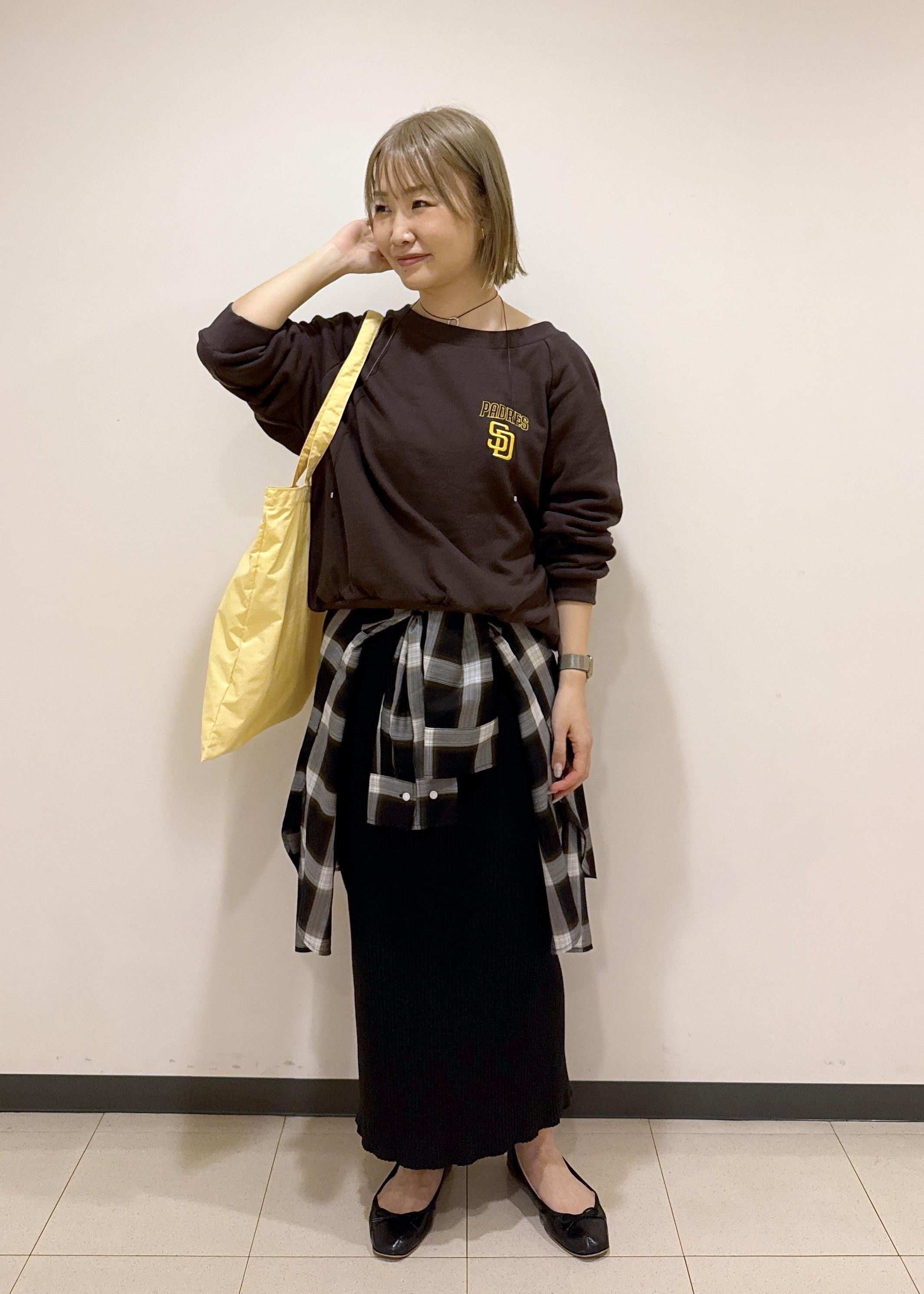 ROPE' PICNICの【PEANUTS*MLB COLLECTION by ROPE' PICNIC】オフショルスウェットを使ったコーディネートを紹介します。｜Rakuten Fashion(楽天ファッション／旧楽天ブランドアベニュー)6280365