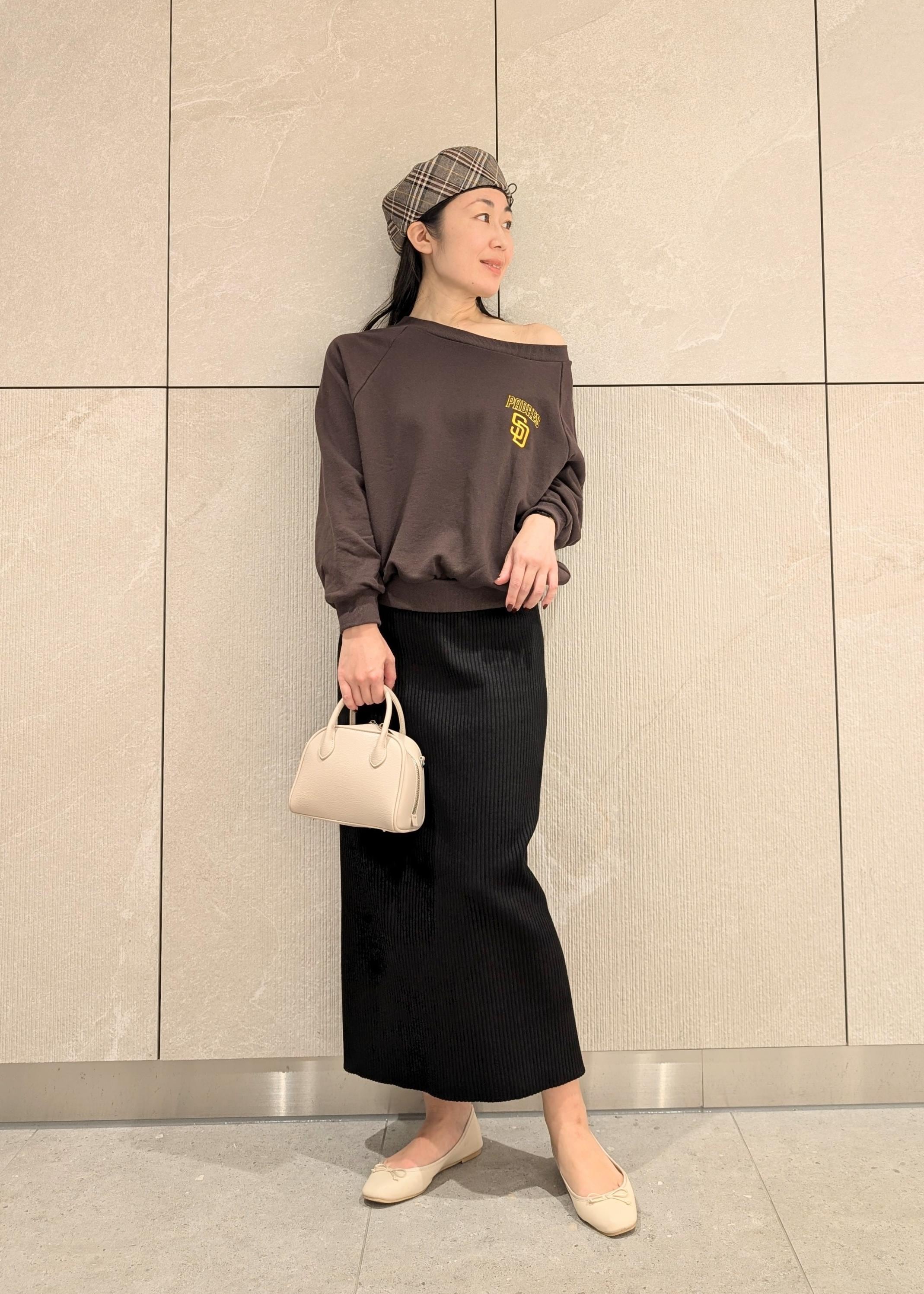 ROPE' PICNICの【PEANUTS*MLB COLLECTION by ROPE' PICNIC】オフショルスウェットを使ったコーディネートを紹介します。｜Rakuten Fashion(楽天ファッション／旧楽天ブランドアベニュー)6280414