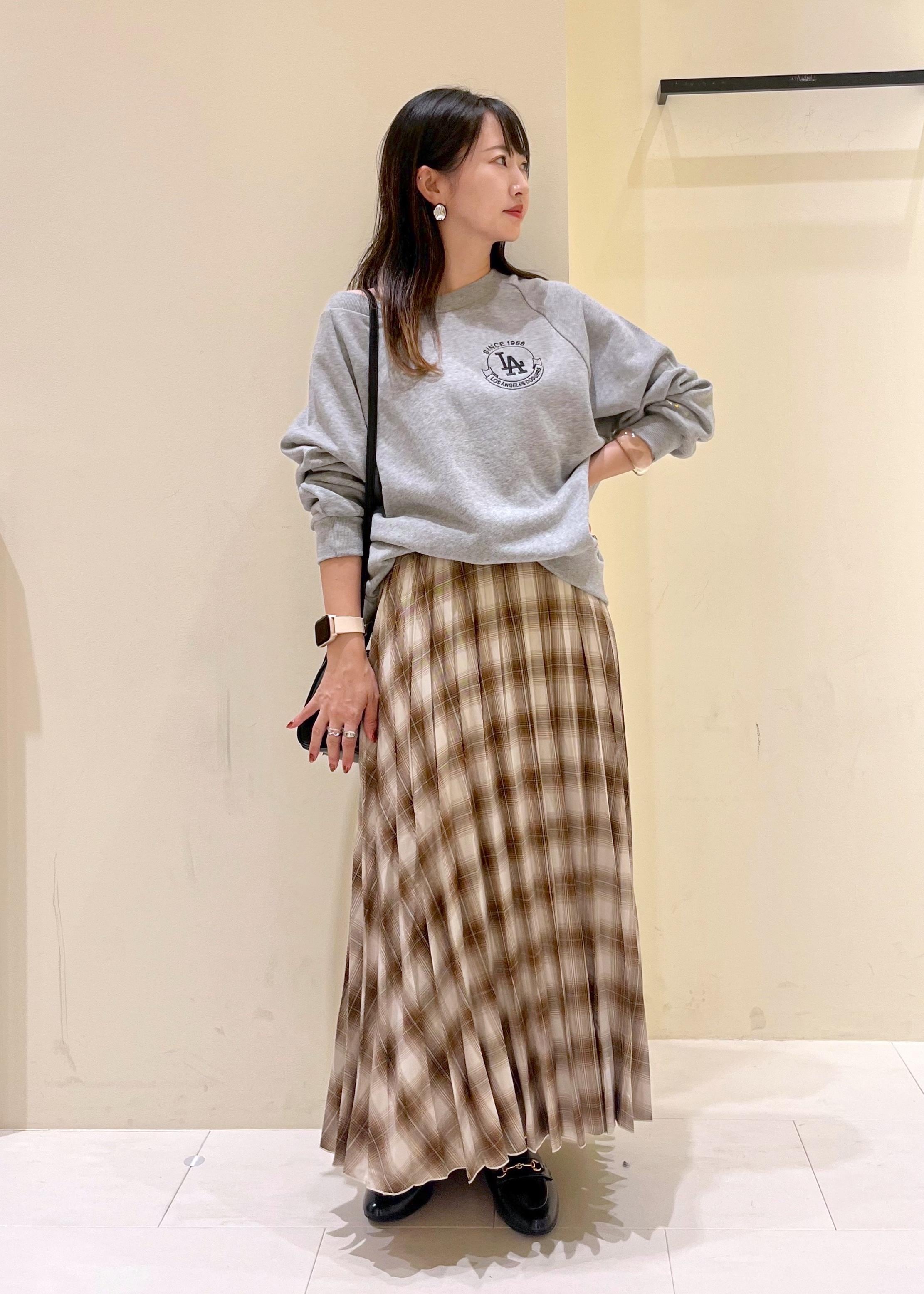 ROPE' PICNICの【PEANUTS*MLB COLLECTION by ROPE' PICNIC】オフショルスウェットを使ったコーディネートを紹介します。｜Rakuten Fashion(楽天ファッション／旧楽天ブランドアベニュー)6280417