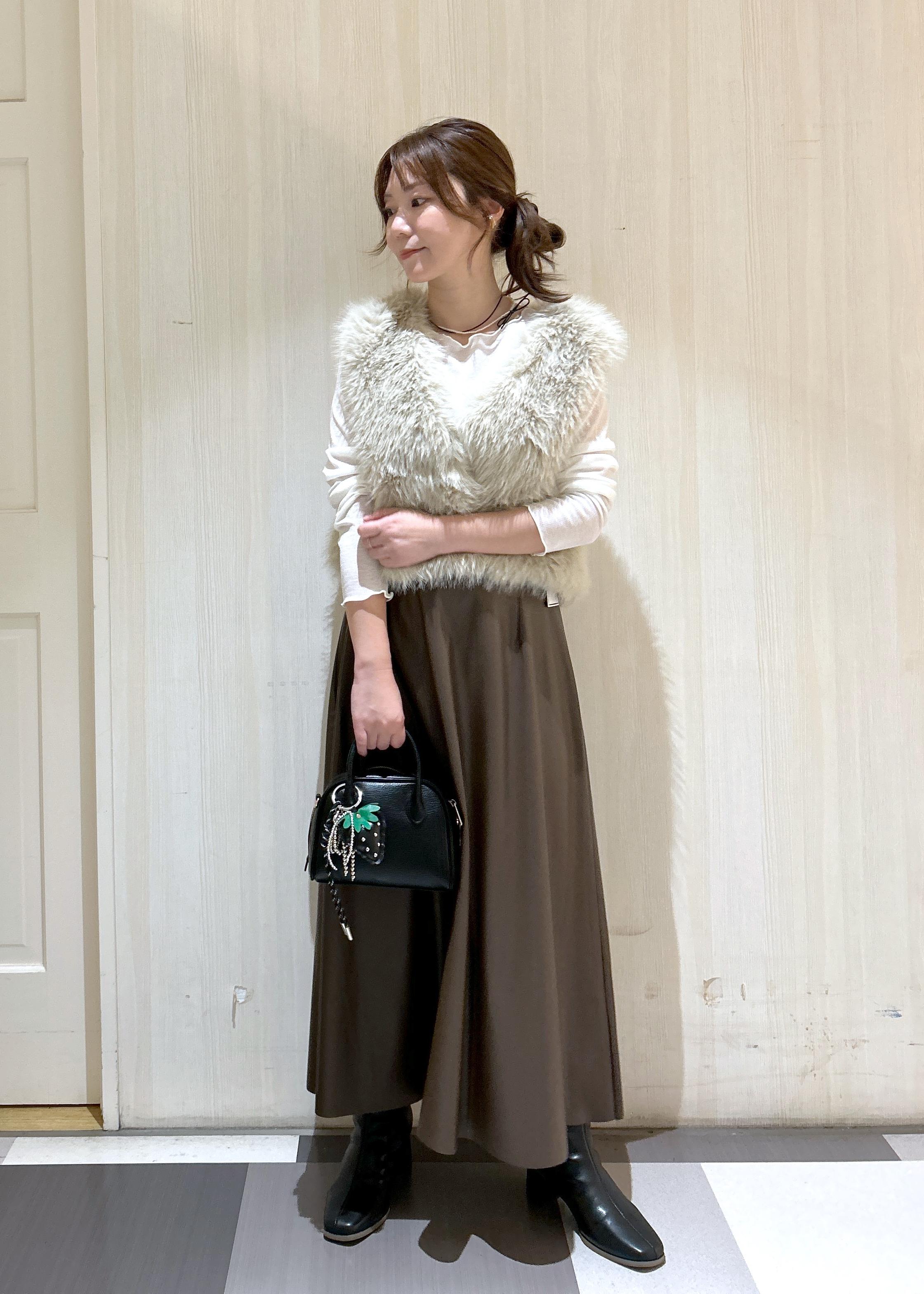 ROPE' PICNICのラメシアーリブカットソーを使ったコーディネートを紹介します。｜Rakuten Fashion(楽天ファッション／旧楽天ブランドアベニュー)6280421