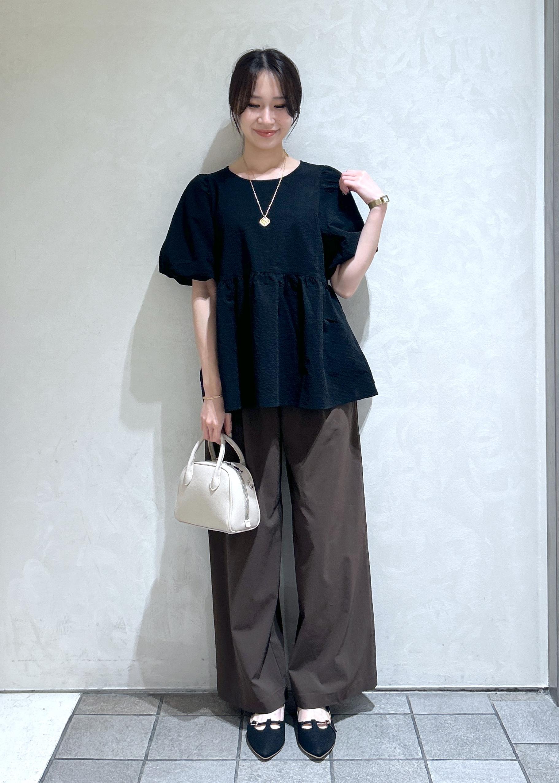 ROPE' PICNICのバルーンペプラムブラウスを使ったコーディネートを紹介します。｜Rakuten Fashion(楽天ファッション／旧楽天ブランドアベニュー)6280105