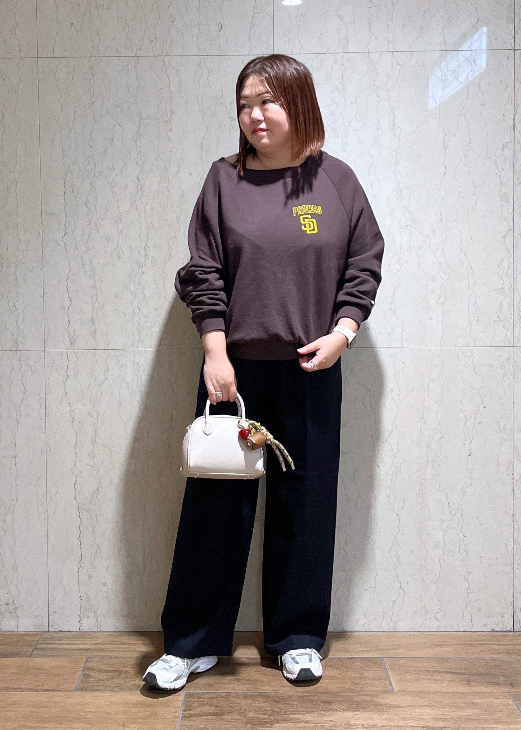 ROPE' PICNICの【PEANUTS*MLB COLLECTION by ROPE' PICNIC】オフショルスウェットを使ったコーディネートを紹介します。｜Rakuten Fashion(楽天ファッション／旧楽天ブランドアベニュー)6280357