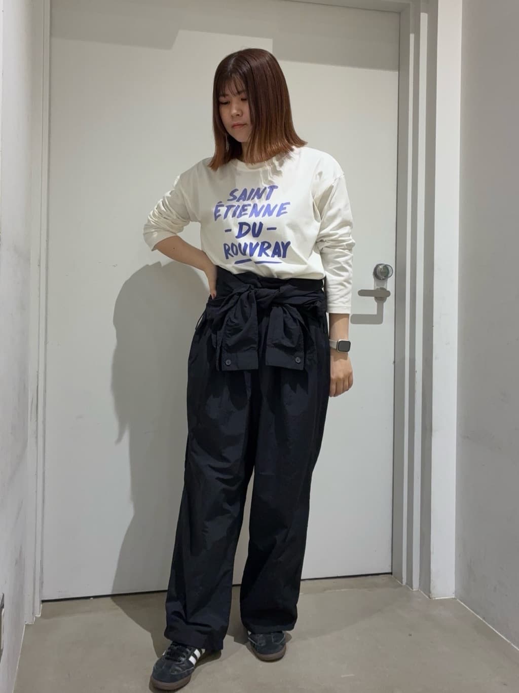 AMERICAN HOLICの手書き風ロゴロングTシャツ/チュニックを使ったコーディネートを紹介します。｜Rakuten Fashion(楽天ファッション／旧楽天ブランドアベニュー)6172433
