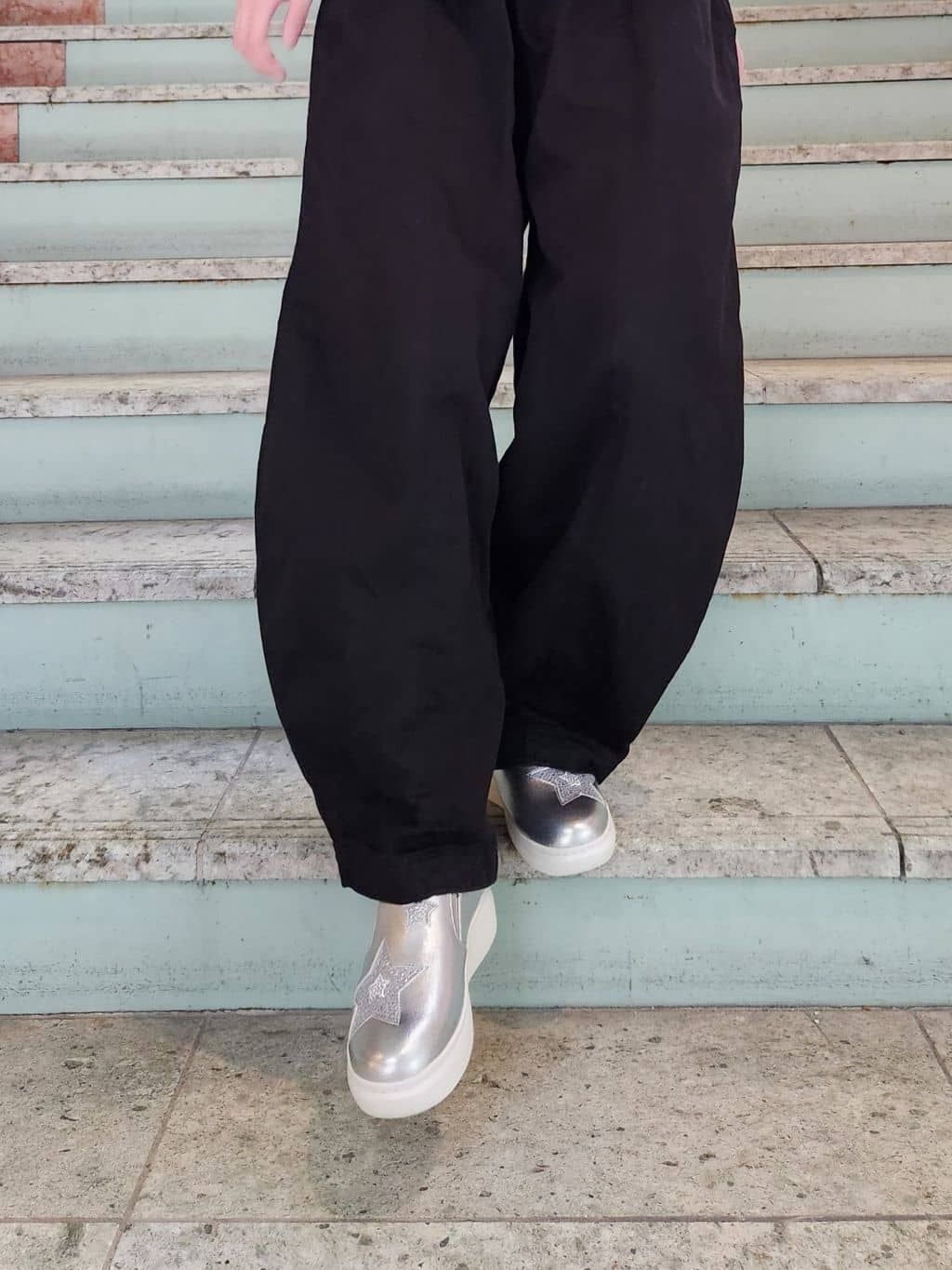 STACCATOのスターズライトスリッポンを使ったコーディネートを紹介します。｜Rakuten Fashion(楽天ファッション／旧楽天ブランドアベニュー)6174780