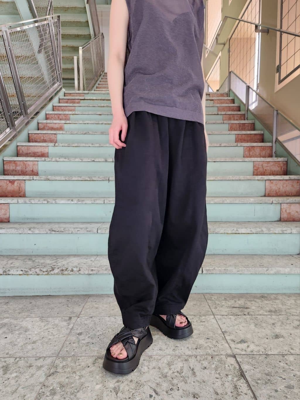 STACCATOのクロスベッセルサンダルを使ったコーディネートを紹介します。｜Rakuten Fashion(楽天ファッション／旧楽天ブランドアベニュー)6175157