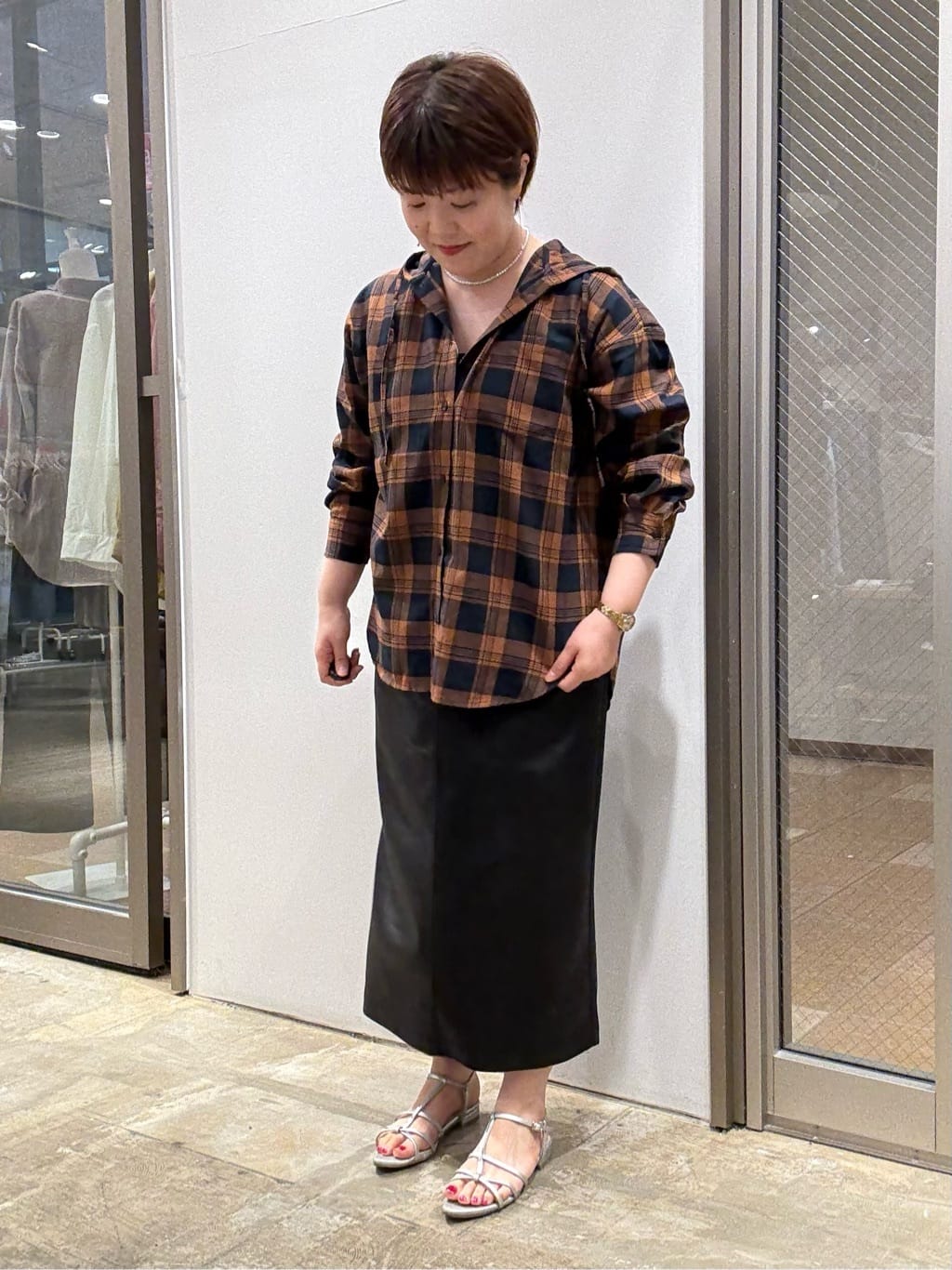 AMERICAN HOLICのフェイクレザーダンボールスカートを使ったコーディネートを紹介します。｜Rakuten Fashion(楽天ファッション／旧楽天ブランドアベニュー)6175628