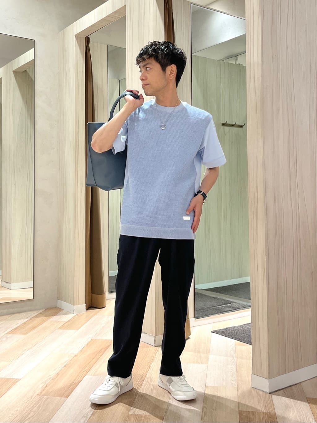 TAKEO KIKUCHIのテクスチャーニット コンビ カットソーを使ったコーディネートを紹介します。｜Rakuten Fashion(楽天ファッション／旧楽天ブランドアベニュー)6176384