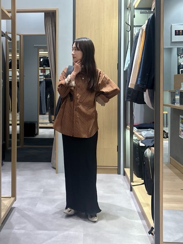 TAKEO KIKUCHIのボーラーハット柄 長袖シャツを使ったコーディネートを紹介します。｜Rakuten Fashion(楽天ファッション／旧楽天ブランドアベニュー)6177449