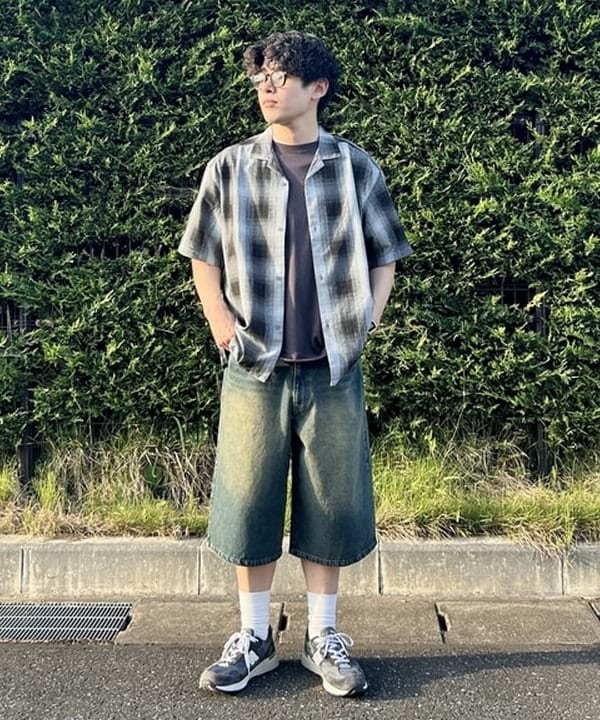 BEAMS HEARTのハート スター バックプリント Tシャツを使ったコーディネートを紹介します。｜Rakuten Fashion(楽天ファッション／旧楽天ブランドアベニュー)6179151