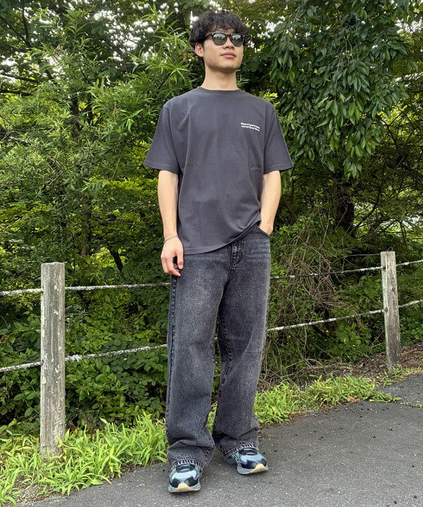 BEAMS HEARTのハート スター バックプリント Tシャツを使ったコーディネートを紹介します。｜Rakuten Fashion(楽天ファッション／旧楽天ブランドアベニュー)6179161