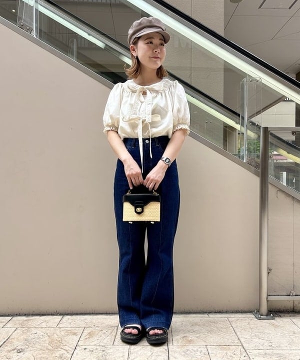 BEAMS HEARTの2WAY シャーリング リボン ブラウスを使ったコーディネートを紹介します。｜Rakuten Fashion(楽天ファッション／旧楽天ブランドアベニュー)6179164