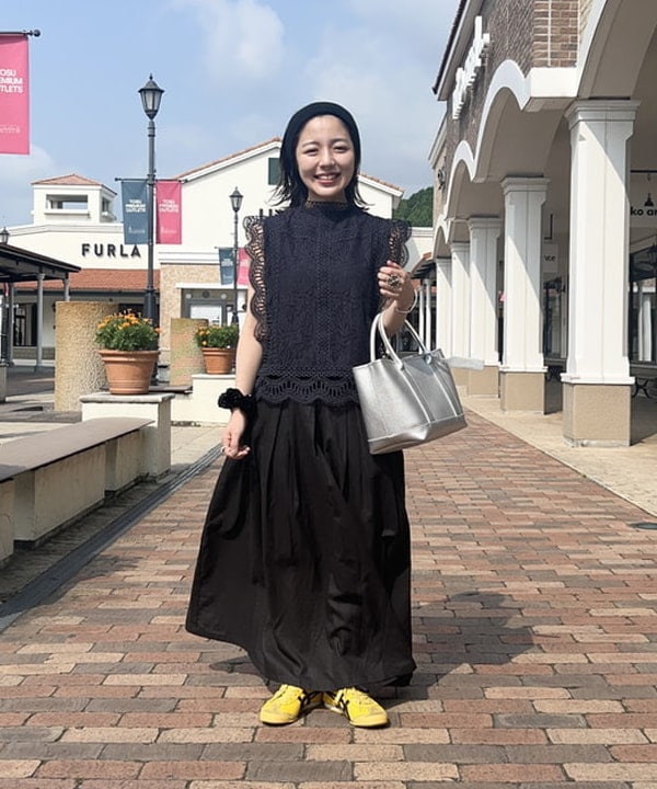 BEAMS HEARTの【洗濯機洗い可】マルチレース ハイネック プルオーバー ブラウス 25SS ノースリーブ シルエット デザイントップス カットレースを使ったコーディネートを紹介します。｜Rakuten Fashion(楽天ファッション／旧楽天ブランドアベニュー)6179204