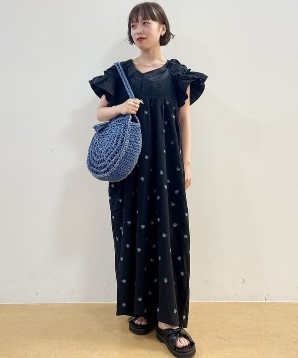 BEAMS HEARTのマーガレット 刺繍 ワンピースを使ったコーディネートを紹介します。｜Rakuten Fashion(楽天ファッション／旧楽天ブランドアベニュー)6179241