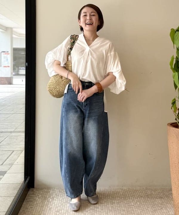 BEAMS HEARTのデニム コクーン パンツを使ったコーディネートを紹介します。｜Rakuten Fashion(楽天ファッション／旧楽天ブランドアベニュー)6179273