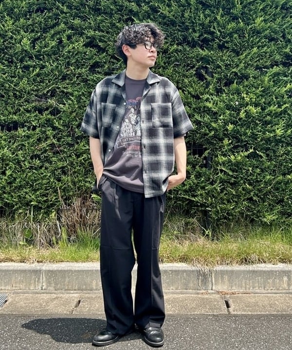 BEAMS HEARTのシアー オンブレーチェック シャツを使ったコーディネートを紹介します。｜Rakuten Fashion(楽天ファッション／旧楽天ブランドアベニュー)6179293