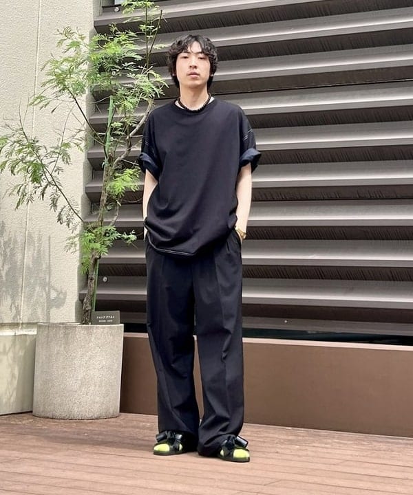 BEAMS HEARTのステッチ 配色 オーバー Tシャツを使ったコーディネートを紹介します。｜Rakuten Fashion(楽天ファッション／旧楽天ブランドアベニュー)6179377