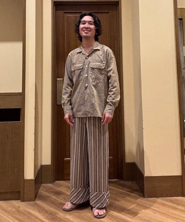 BEAMS HEARTのストライプ ジャカード パンツを使ったコーディネートを紹介します。｜Rakuten Fashion(楽天ファッション／旧楽天ブランドアベニュー)6179406