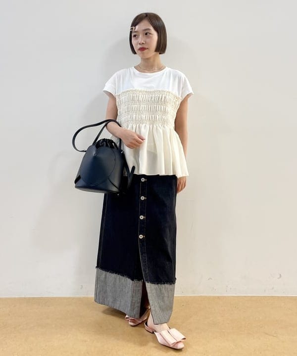 BEAMS HEARTのターンバックデニム ボタン スカート(S~M)を使ったコーディネートを紹介します。｜Rakuten Fashion(楽天ファッション／旧楽天ブランドアベニュー)6179527