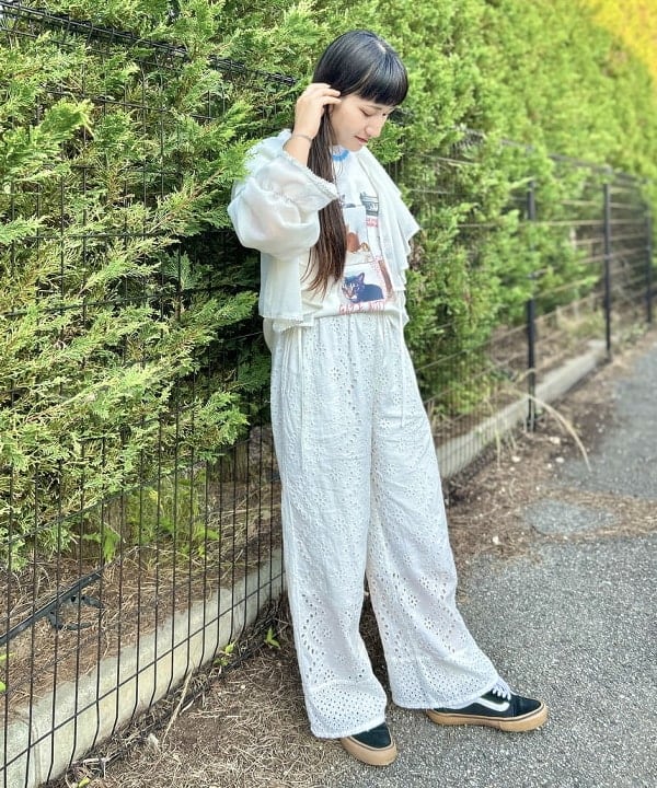 BEAMS HEARTのネコ フォト コラージュ Tシャツを使ったコーディネートを紹介します。｜Rakuten Fashion(楽天ファッション／旧楽天ブランドアベニュー)6179541