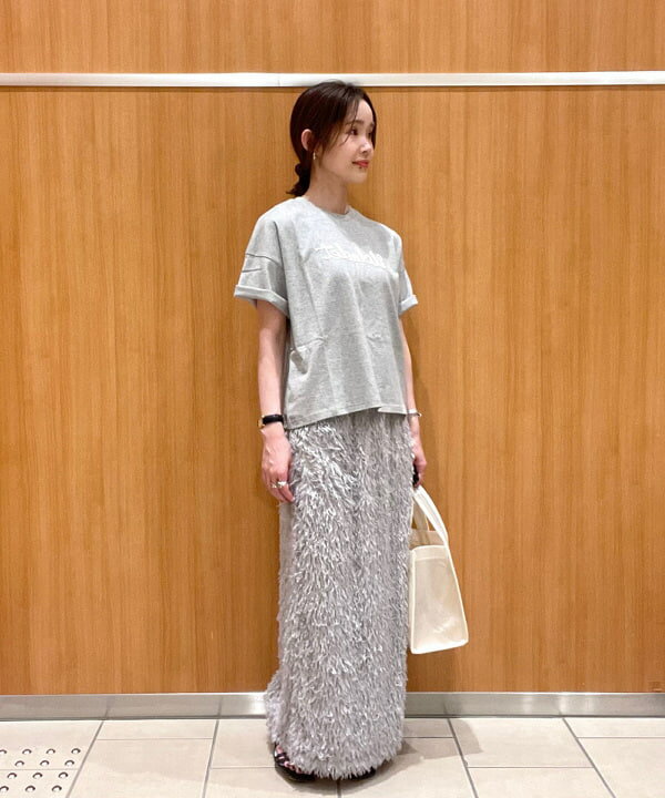 BEAMS HEARTのコード刺繍 ロゴ Tシャツを使ったコーディネートを紹介します。｜Rakuten Fashion(楽天ファッション／旧楽天ブランドアベニュー)6179599