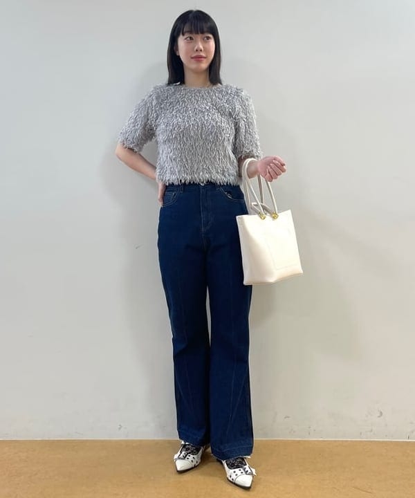 BEAMS HEARTのフェザー ハーフスリーブ プルオーバーを使ったコーディネートを紹介します。｜Rakuten Fashion(楽天ファッション／旧楽天ブランドアベニュー)6179613