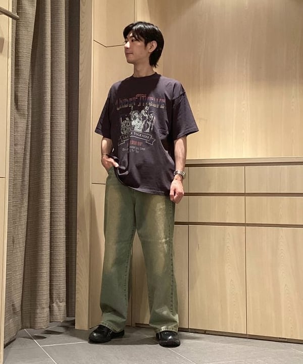 BEAMS HEARTのブラスト ワイド ストレート デニムを使ったコーディネートを紹介します。｜Rakuten Fashion(楽天ファッション／旧楽天ブランドアベニュー)6179630