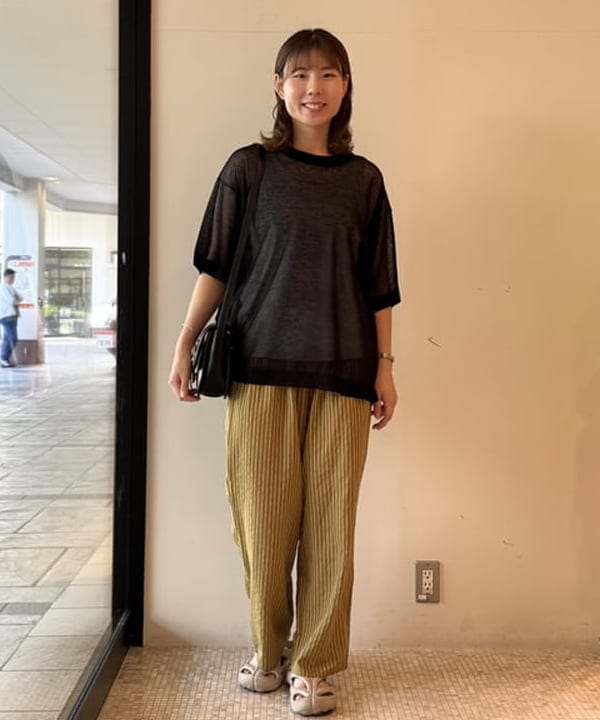 BEAMS HEARTのテーパード ストライプ イージー パンツを使ったコーディネートを紹介します。｜Rakuten Fashion(楽天ファッション／旧楽天ブランドアベニュー)6179637