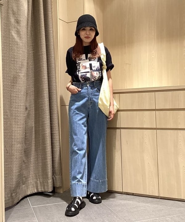 BEAMS HEARTのネコ フォト コラージュ Tシャツを使ったコーディネートを紹介します。｜Rakuten Fashion(楽天ファッション／旧楽天ブランドアベニュー)6179661