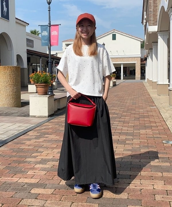 BEAMS HEARTのカラフル ホット フィックス Tシャツを使ったコーディネートを紹介します。｜Rakuten Fashion(楽天ファッション／旧楽天ブランドアベニュー)6179724