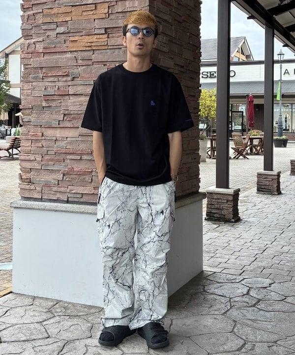 BEAMS HEARTの撥水 総柄プリント スノー オーバーパンツを使ったコーディネートを紹介します。｜Rakuten Fashion(楽天ファッション／旧楽天ブランドアベニュー)6179737