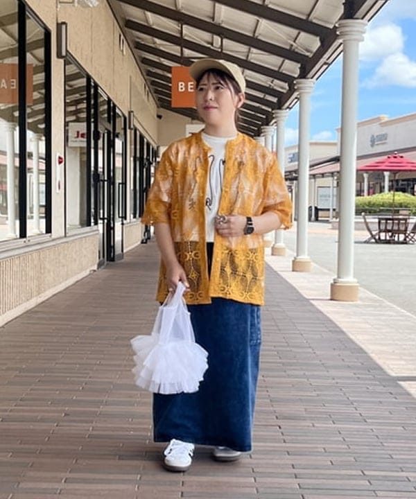 BEAMS HEARTのカットデニム ロングスカートを使ったコーディネートを紹介します。｜Rakuten Fashion(楽天ファッション／旧楽天ブランドアベニュー)6179771