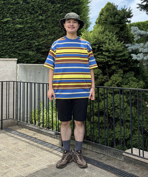 BEAMS OUTLETのマルチボーダー Tシャツを使ったコーディネートを紹介します。｜Rakuten Fashion(楽天ファッション／旧楽天ブランドアベニュー)6179773