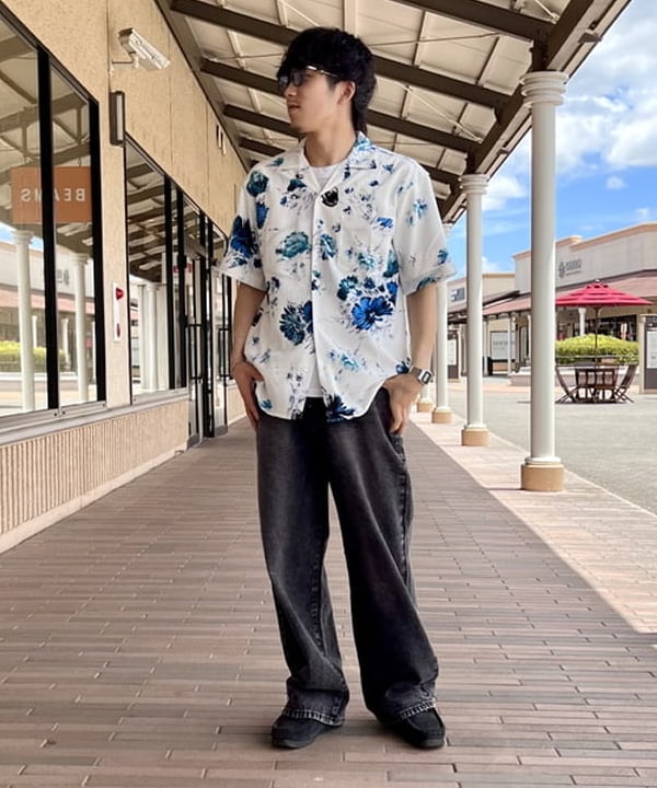 BEAMS HEARTのブラスト ワイド ストレート デニムを使ったコーディネートを紹介します。｜Rakuten Fashion(楽天ファッション／旧楽天ブランドアベニュー)6179793