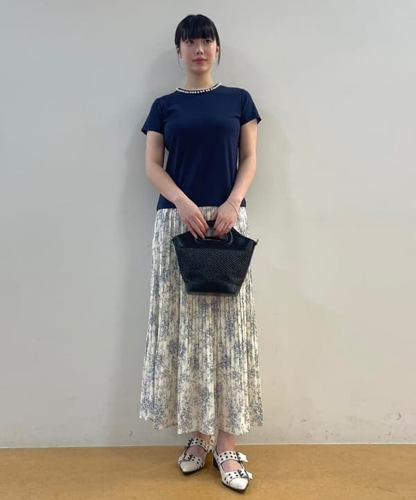 BEAMS HEARTのパール トリミング Tシャツを使ったコーディネートを紹介します。｜Rakuten Fashion(楽天ファッション／旧楽天ブランドアベニュー)6179805