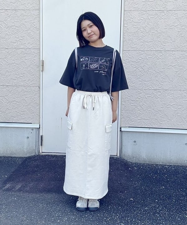 BEAMS HEARTのカットデニム ロングスカートを使ったコーディネートを紹介します。｜Rakuten Fashion(楽天ファッション／旧楽天ブランドアベニュー)6179885