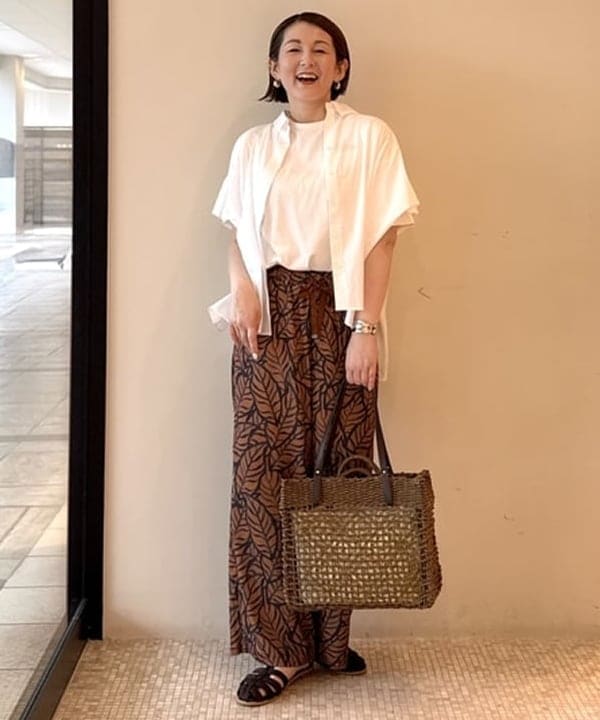 BEAMS HEARTのビッグ シルエット シャツを使ったコーディネートを紹介します。｜Rakuten Fashion(楽天ファッション／旧楽天ブランドアベニュー)6179950