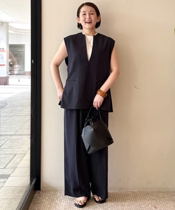 BEAMS HEARTのキーネック オーバー ベストを使ったコーディネートを紹介します。｜Rakuten Fashion(楽天ファッション／旧楽天ブランドアベニュー)6179941