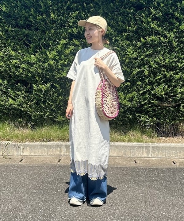 BEAMS HEARTの裾 スカラ レース ワンピースを使ったコーディネートを紹介します。｜Rakuten Fashion(楽天ファッション／旧楽天ブランドアベニュー)6179946