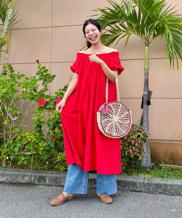 BEAMS HEARTのオフショルダー ハーフスリーブ ワンピースを使ったコーディネートを紹介します。｜Rakuten Fashion(楽天ファッション／旧楽天ブランドアベニュー)6180029
