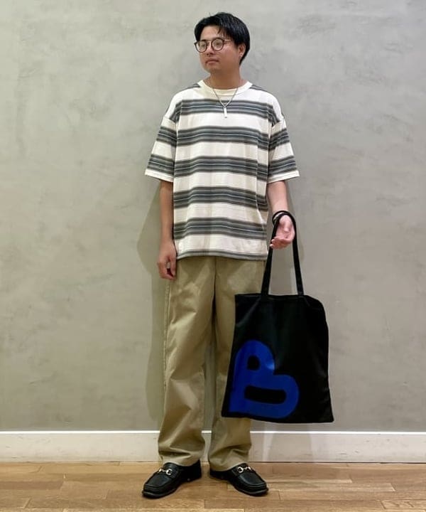 BEAMS HEARTのGMS ワーク イージーパンツを使ったコーディネートを紹介します。｜Rakuten Fashion(楽天ファッション／旧楽天ブランドアベニュー)6180062