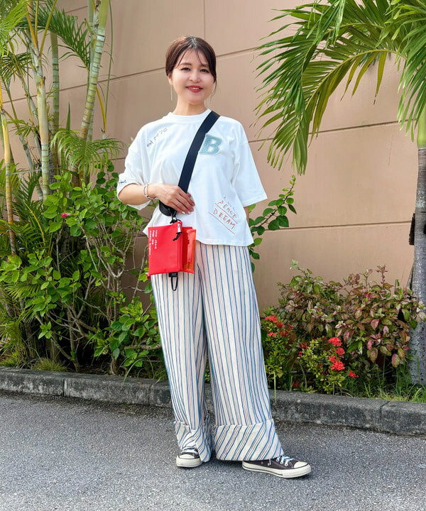 BEAMS HEARTのB-HEARTロゴ メッセージ マルチポーチ 25AW レディース ストラップ 取り外し可能を使ったコーディネートを紹介します。｜Rakuten Fashion(楽天ファッション／旧楽天ブランドアベニュー)6180111