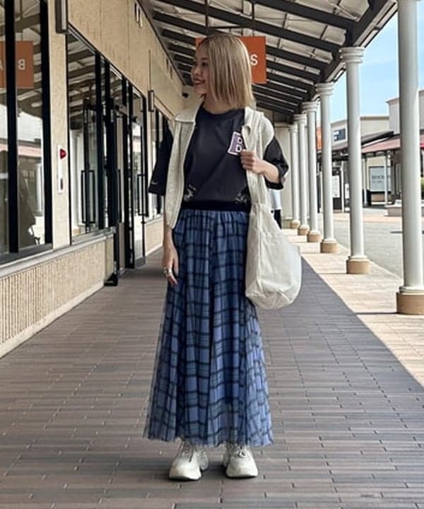 BEAMS HEARTのラメニット メッシュ ポロベストを使ったコーディネートを紹介します。｜Rakuten Fashion(楽天ファッション／旧楽天ブランドアベニュー)6180131