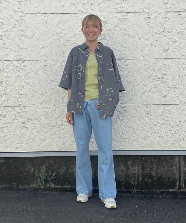 BEAMS HEARTのアシメ カットアウト タンクトップを使ったコーディネートを紹介します。｜Rakuten Fashion(楽天ファッション／旧楽天ブランドアベニュー)6180140